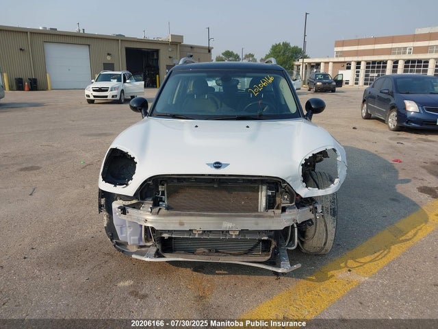 Mini 2018 2018 WMZYV5C38J3E04366 Image 12