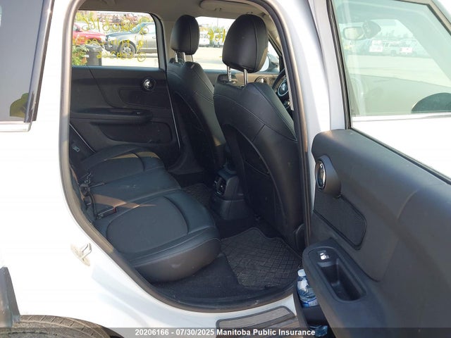 Mini 2018 2018 WMZYV5C38J3E04366 Image 8