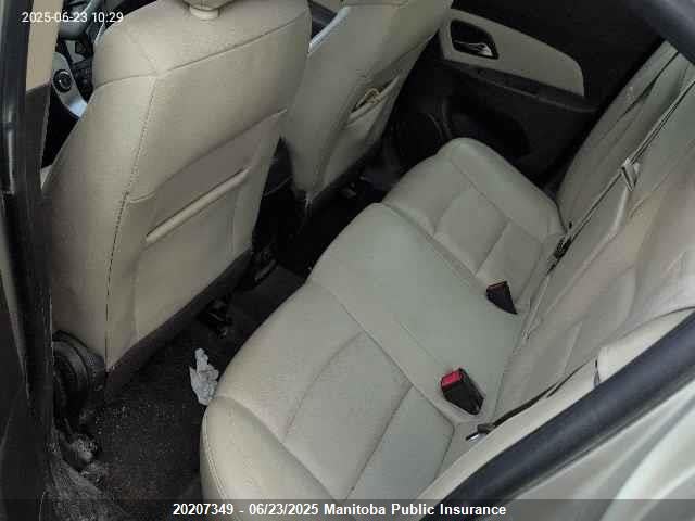 1G1P75SZ7E7173833 Chevrolet luz