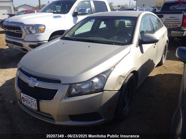 1G1P75SZ7E7173833 Chevrolet luz