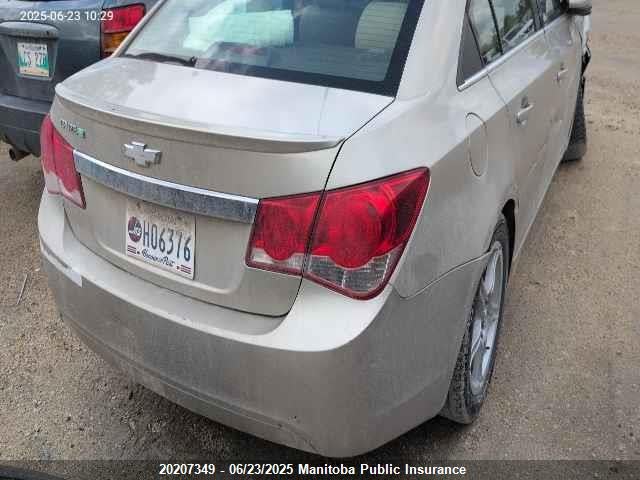 1G1P75SZ7E7173833 Chevrolet luz