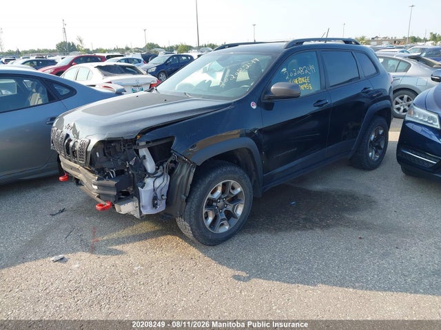 20208249 :رقم المزاد ، 1C4PJMBX9KD210458 vin ، 2019 Jeep Cherokee Trailhawk مزاد بيع
