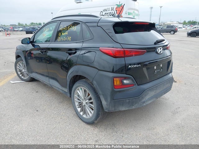KM8K6CAA1JU142038 Hyundai Kona