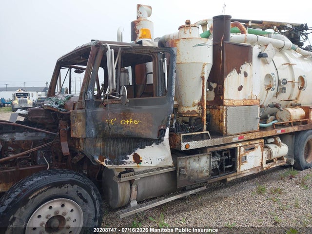 20208747 :رقم المزاد ، 1FVXTMDB6TL785463 vin ، 1996 Freightliner Other مزاد بيع