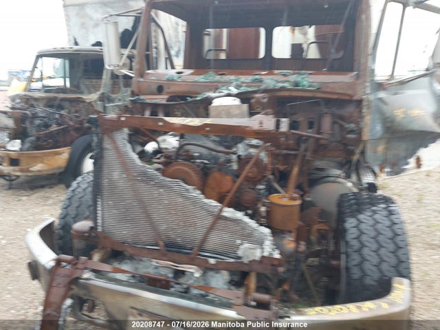 20208747 :رقم المزاد ، 1FVXTMDB6TL785463 vin ، 1996 Freightliner Other مزاد بيع