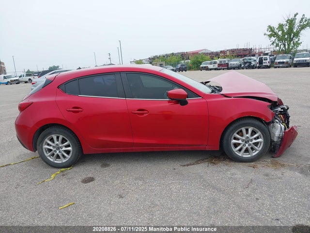 3MZBM1L79FM134746 Mazda pe