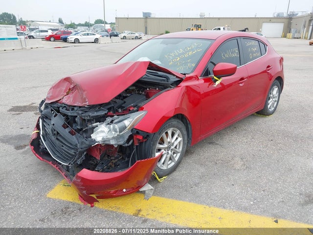 3MZBM1L79FM134746 Mazda pe
