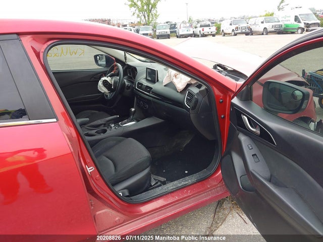 3MZBM1L79FM134746 Mazda pe
