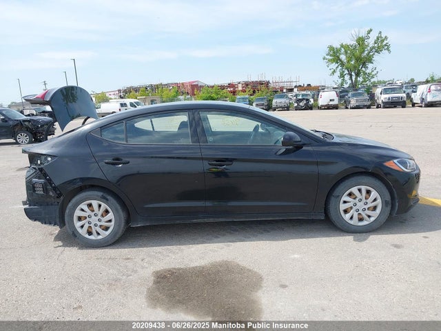 5NPD74LF9HH162728 Hyundai Elantra