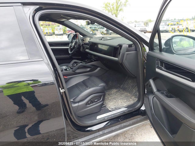 Porsche Cayenne 2024 WP1BA2AY3RDA51552 Image 5