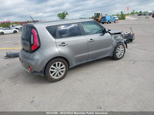 KNDJP3A5XJ7555817 KIA g