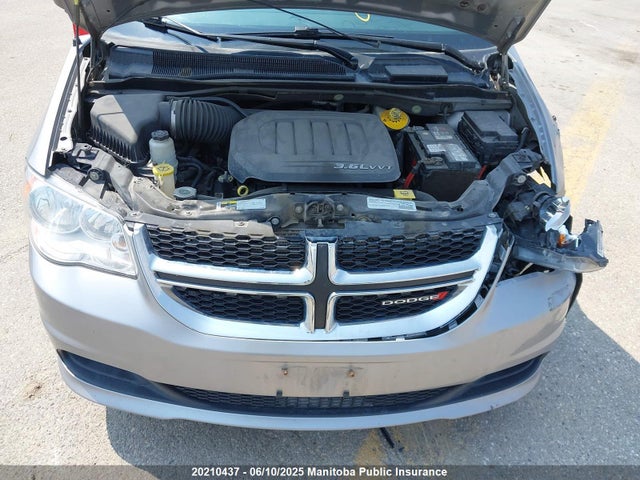 2C4RDGBG3FR613873 Dodge Grand Caravan Sxt