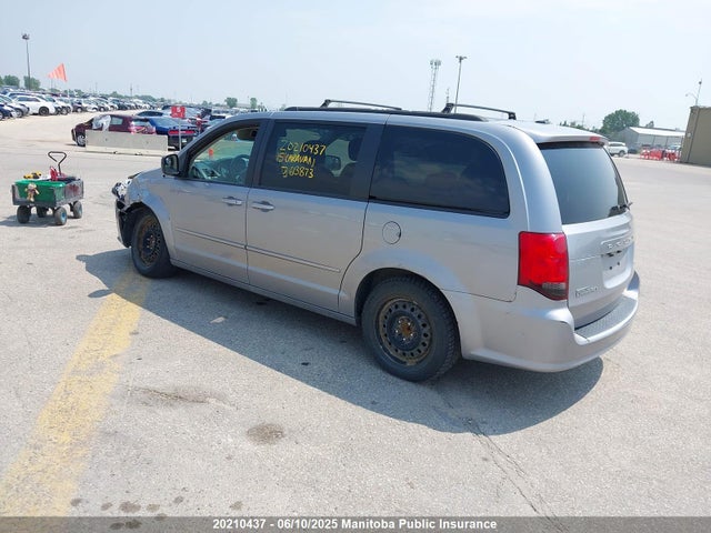 2C4RDGBG3FR613873 Dodge Grand Caravan Sxt