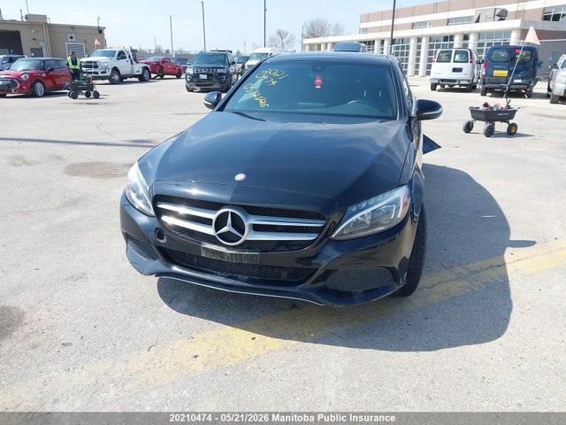 20210474 :رقم المزاد ، 55SWF4KB8FU000688 vin ، 2015 Mercedes Benz C300w 4matic مزاد بيع