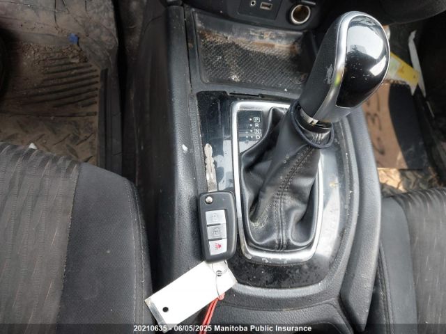 5N1AT2MV2KC806013 Nissan ROGUE S