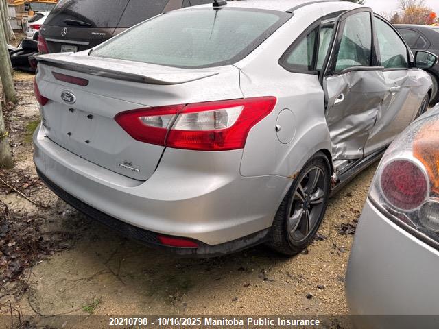 Ford Focus 2014 1FADP3F2XEL290265 Image 4
