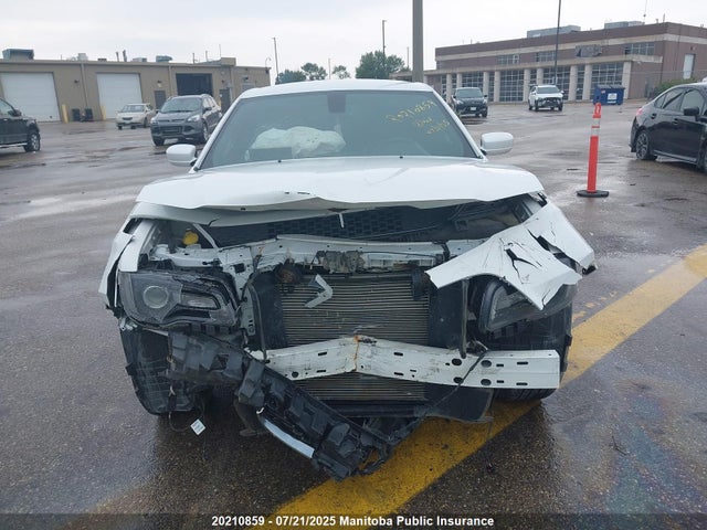 Chrysler 300 2019 2C3CCAGG8KH631675 Image 11