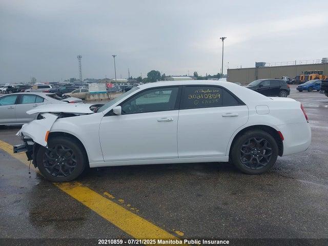 Chrysler 300 2019 2C3CCAGG8KH631675 Image 13