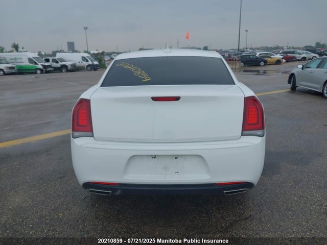 Chrysler 300 2019 2C3CCAGG8KH631675 Image 15