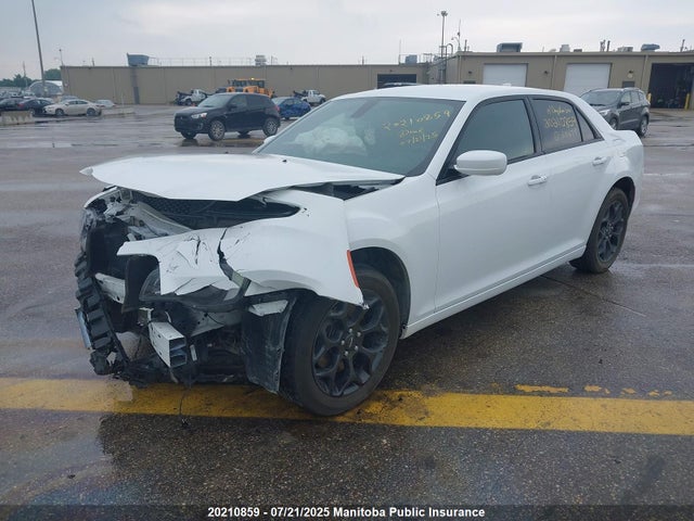 Chrysler 300 2019 2C3CCAGG8KH631675 Image 2
