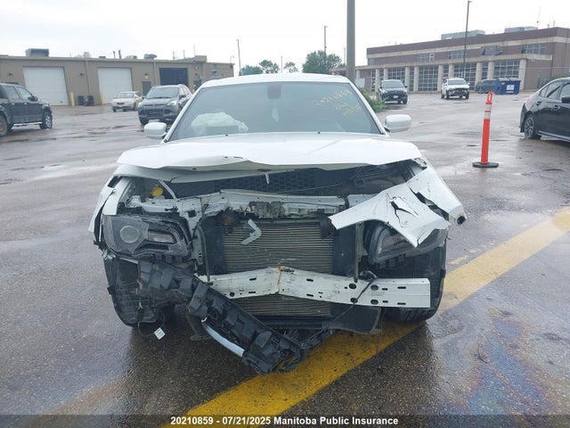 Chrysler 300 2019 2C3CCAGG8KH631675 Image 5