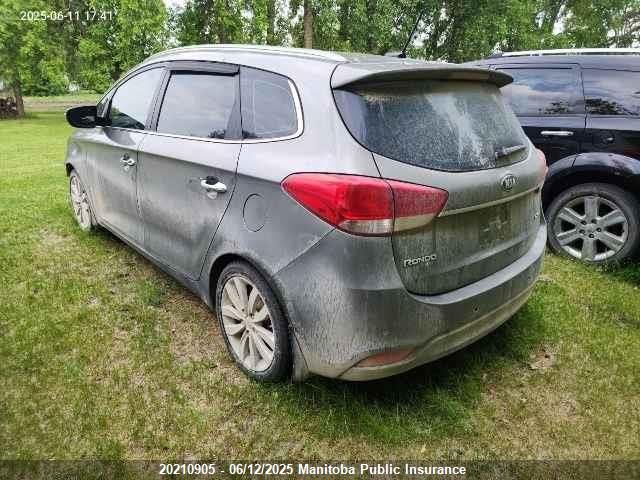 KNAHU8A33E7010533 KIA Rondo Ex