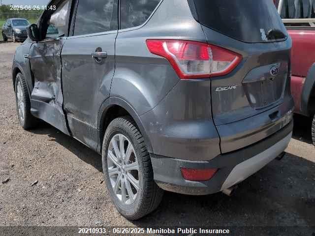 1FMCU9GX8EUD34541 Ford Escape