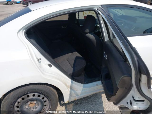 2HGFB2F56FH011562 Honda Civic Lx