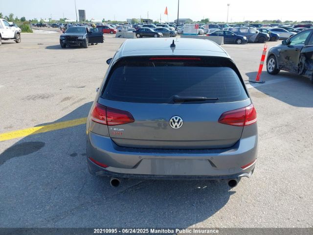 3VW5T7AU4KM022281 Volkswagen 2019