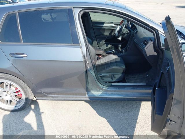 3VW5T7AU4KM022281 Volkswagen 2019