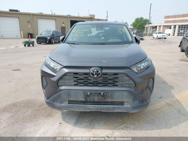 2T3B1RFVXRC481849 Toyota RAV4 LE