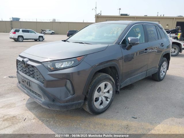 2T3B1RFVXRC481849 Toyota RAV4 LE