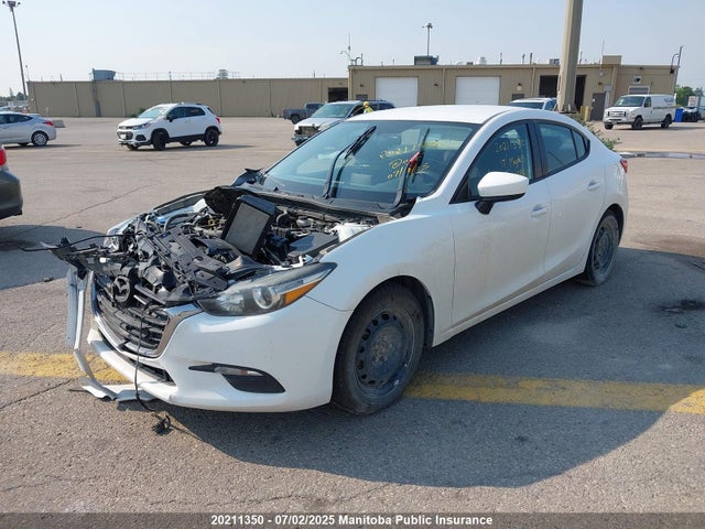 JM1BN1U77H1109861 Mazda pe