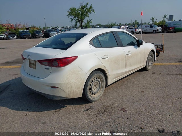 JM1BN1U77H1109861 Mazda pe
