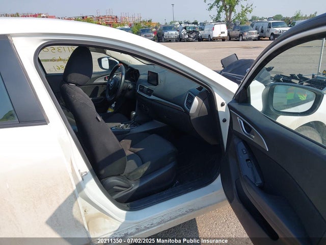 JM1BN1U77H1109861 Mazda pe