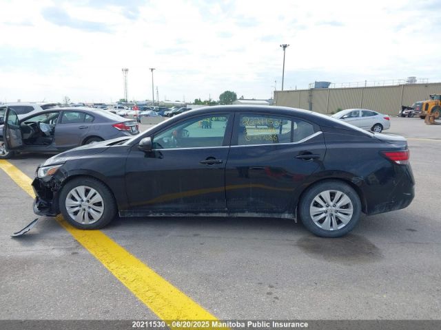 3N1AB8BV4MY247686 Nissan Sentra