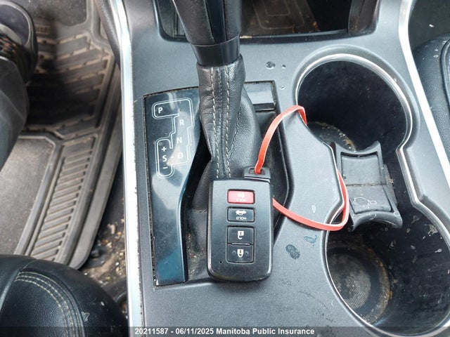 4T1BF1FK5FU897464 Toyota CAMRY XLE