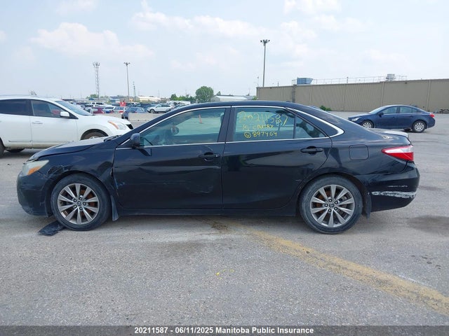 4T1BF1FK5FU897464 Toyota CAMRY XLE