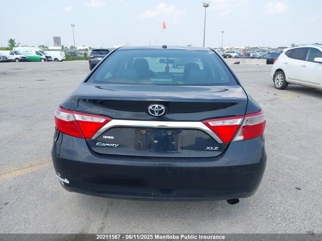 4T1BF1FK5FU897464 Toyota CAMRY XLE