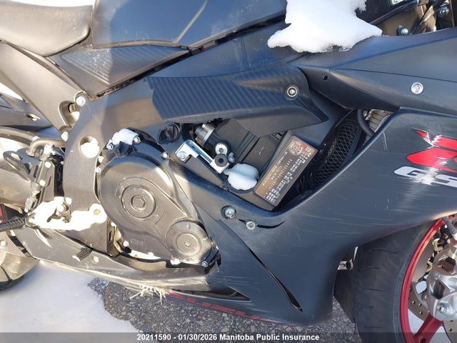 Suzuki GSX-R600 2017 JS1GN7FA8H2100494 Image 12