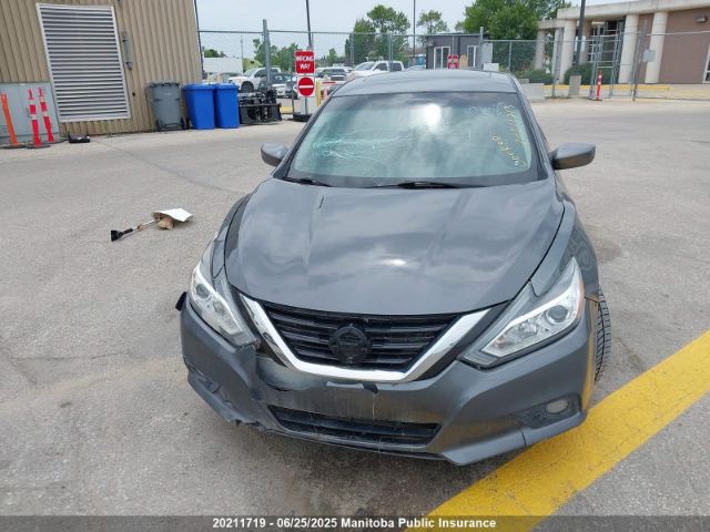 1N4AL3AP7JC185761 Nissan 2018