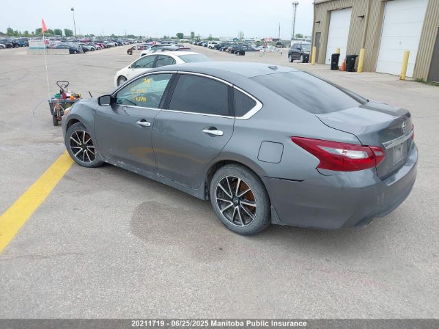 1N4AL3AP7JC185761 Nissan 2018