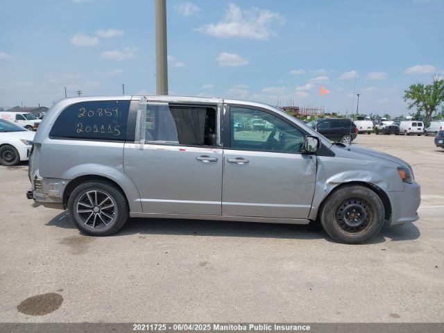 2C4RDGEG3JR313884 Dodge Grand Caravan Gt