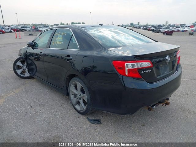 4T1BF1FK0EU308500 Toyota CAMRY SE