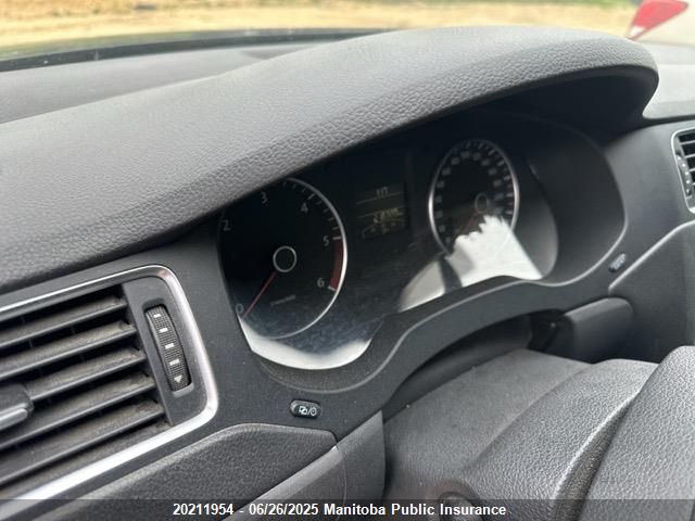 3VWLL7AJ6EM350058 Volkswagen 2014