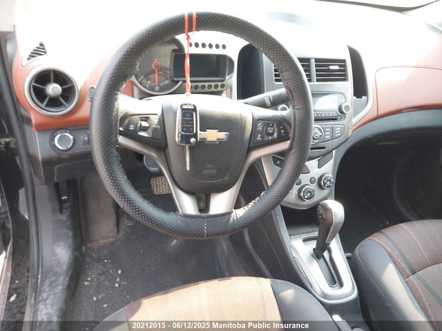 1G1JC5EH0E4164400 Chevrolet SONIC LT