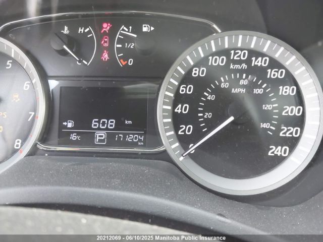 3N1AB7AP6EL677943 Nissan Sentra 1.8 Sv