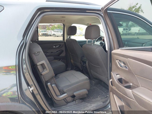 1GNERGKW5JJ137430 Chevrolet Traverse Lt