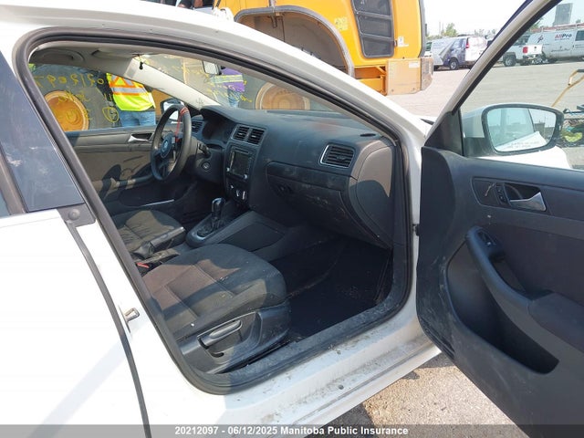 Продаж на аукціоні авто 2011 Volkswagen Jetta 2.5, vin: 3VWDX7AJ1BM374045, номер лоту: 20212097
