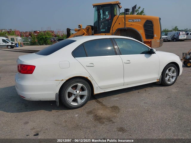 Продаж на аукціоні авто 2011 Volkswagen Jetta 2.5, vin: 3VWDX7AJ1BM374045, номер лоту: 20212097